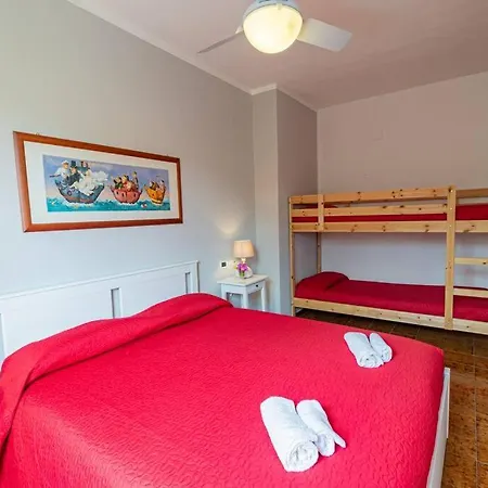 2-casa Sul Mare Con Piscina Vicino Cefalu Lejlighed
