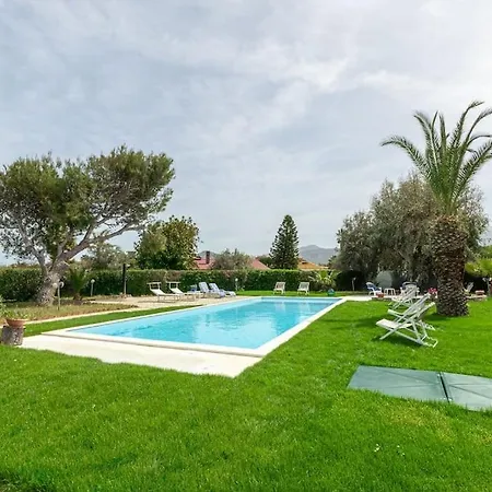 Apartment 2-casa Sul Mare Con Piscina Vicino Cefalu Campofelice Di Roccella