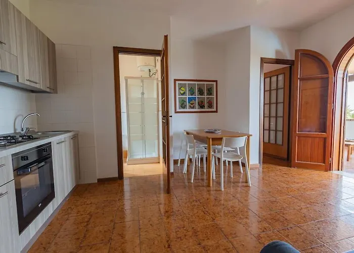 2-casa Sul Mare Con Piscina Vicino Cefalu