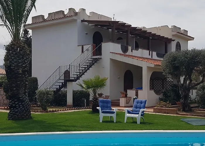 2-casa Sul Mare Con Piscina Vicino Cefalu 캄포펠리체 디 로첼라